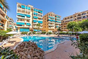 Piso En venta en Torrevieja photo 0
