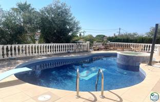Acogedora villa con apartamento independiente y piscina privada photo 0