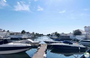 Casa en venta con amarre en Empuriabrava, Costa brava photo 0