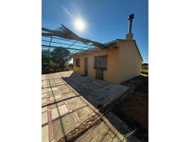 Finca rustica en venta en Avenida de los Reyes Católicos-Paseo de San Antonio(16193) photo 0