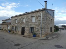 Casa en venta en Carcedo de Burgos photo 0