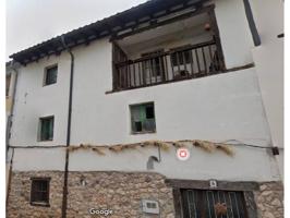 Casa adosada en venta en Covarrubias photo 0