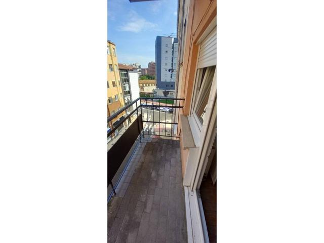 Piso en venta en San Pedro y San Felices-San Agustín-Parque Europa(09001) photo 0