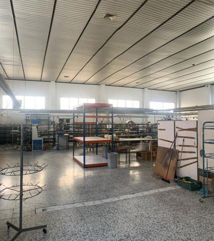 Almacén En venta en Elda photo 0