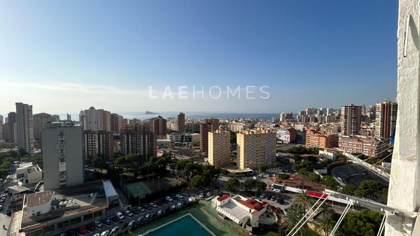 Piso con vistas al mar y a la montaña en Benidorm photo 0