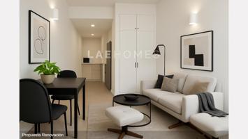 Apartamento en venta junto a la playa del Postiguet y el casco histórico de Alicante photo 0