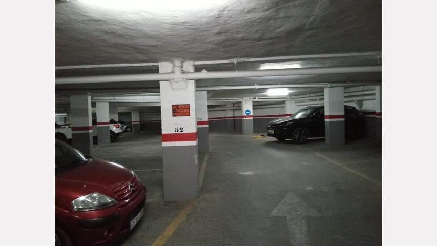 Plaza de garaje photo 0