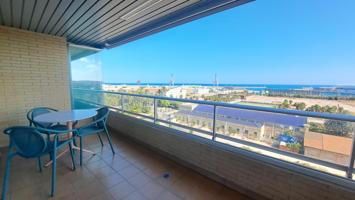 Apartamento en venta en Alicante, Calle Moratín, con vistas al mar y puerto pesquero photo 0