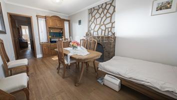 Casa de pueblo en Torremanzanas photo 0