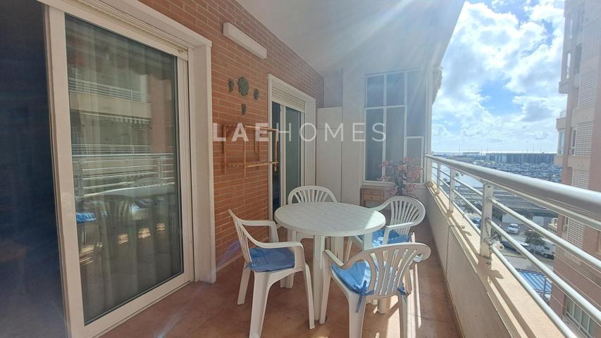 Piso en venta en Santa Pola, a pocos metros de la playa y del Club Náutico photo 0