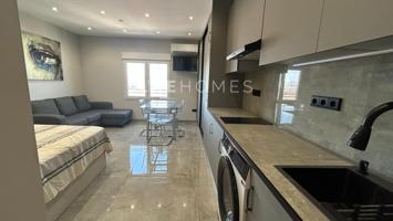 Estudio en alquiler en el centro de Alicante – Servicios incluidos photo 0
