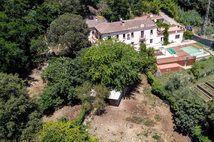 Magnifica casa pareada con posibilidad de separar en dos viviendas photo 0