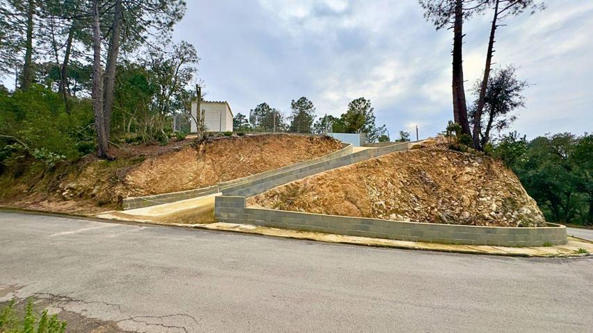 TERRENO URBANIZABLE, LLANO Y BIEN UBICADO EN LLORET!! photo 0