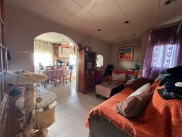 OPORTUNIDAD ÚNICA! ESPACIOSO PISO DE 2 HABITACIONES A UN PASO DEL CORAZON DE MATARÓ🏡 photo 0