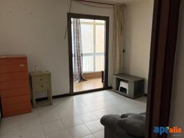 Piso de 3 habitaciones a reformar – Buena ubicación con todos los servicios cerca photo 0
