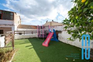 🏡 Casa de pueblo con encanto en pleno centro de Argentona photo 0