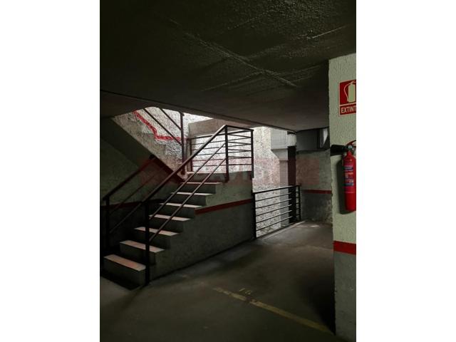 Parking En venta en Barcelona photo 0
