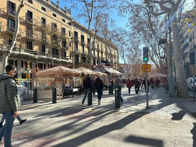 Local En alquiler en Barcelona photo 0