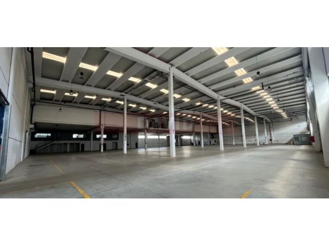 Industrial En alquiler en Llinars Del Vallès photo 0