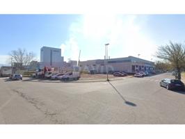 Terreno Urbanizable En venta en Girona photo 0