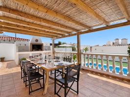 Villa En venta en Alaior photo 0
