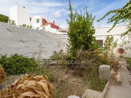 Casa En venta en Centre Històric, Maó photo 0