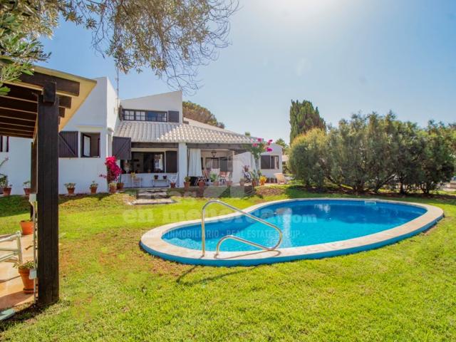 Villa En venta en Sant Lluís photo 0