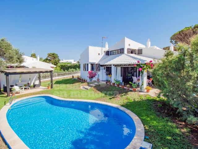 Villa En venta en Sant Lluís photo 0