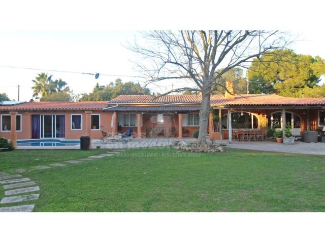 Casa De Campo En venta en Maó photo 0