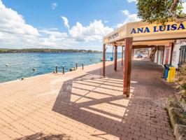 Local En venta en Es Castell photo 0