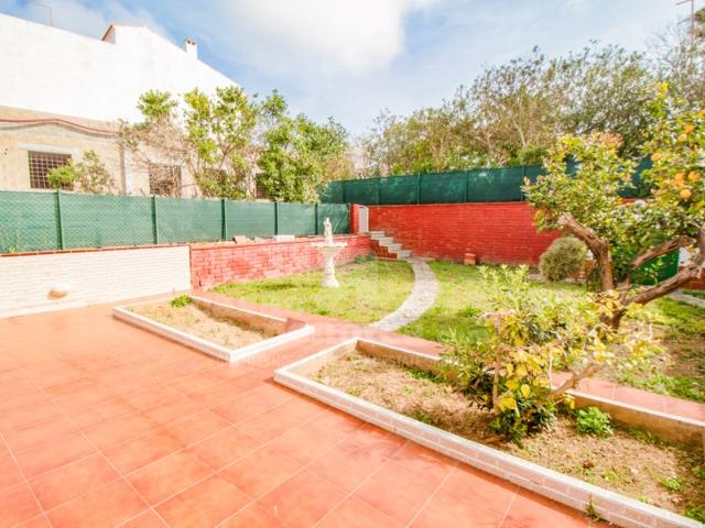 Casa En venta en Maó photo 0