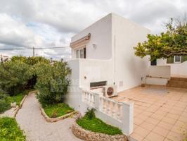 Villa En venta en Alaior photo 0