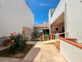 Comunidad En venta en Es Castell photo 0