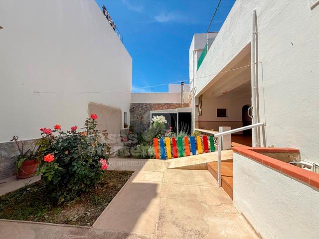 Comunidad En venta en Es Castell photo 0