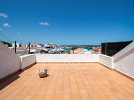 Piso En venta en Es Castell photo 0