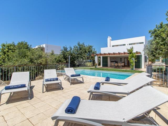 Villa En venta en Sant Lluís photo 0