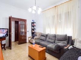 Piso En venta en Maó photo 0