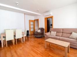 Piso En venta en Maó photo 0