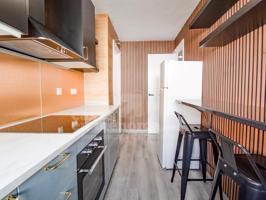 Piso En venta en Maó photo 0