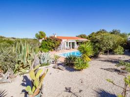 Casa De Campo En venta en Maó photo 0