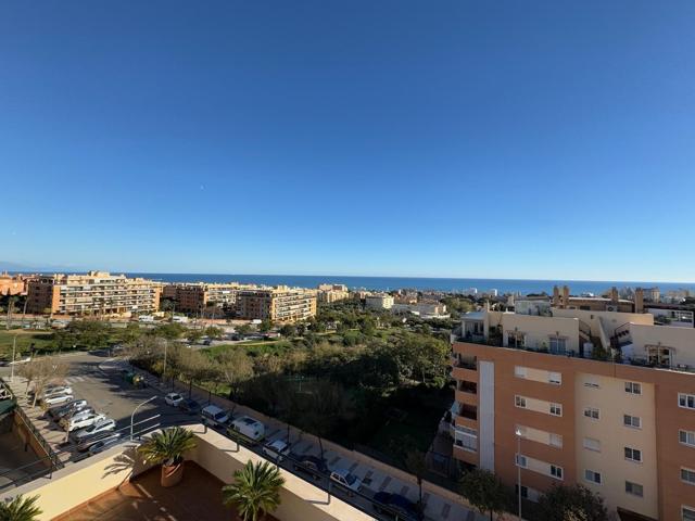 Exclusivo Ático Dúplex con Solárium y Vistas Panorámicas en Torremolinos photo 0