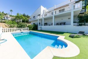 Villa con terreno divisible y gran potencial en La Sierrezuela (Mijas) photo 0