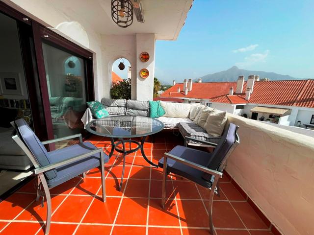 Vivienda Única en Marbella – 3 Dorm, Terraza y Piscina photo 0