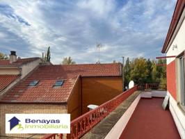 Casa en venta en Santa Marta de Tormes photo 0