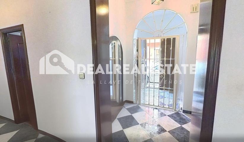 Casa En venta en Brenes, Brenes photo 0