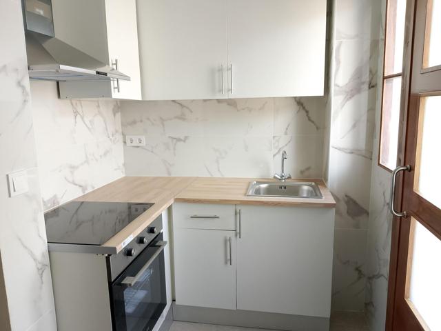 DUPLEX SEMIREFORMADO, AMUEBLADO EN C. PINO SANTO DE ALICANTE photo 0