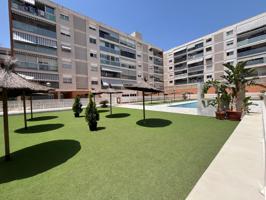 ¡¡VIVIENDA EN URBANIZACIÓN JUNTO CENTRO COMERCIAL GRAN VÍA!! photo 0