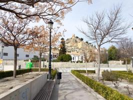 OPORTUNIDAD PISO DE 4 DORMITORIOS Y CON DOS GRANDES PATIOS AL LADO AVD. ONIL EN CASTALLA photo 0