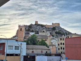 PISO SEMINUEVO CON GRAN TRASTERO Y DOS PLAZAS DE GARAJE CERCA CENTRO CASTALLA Y POLIDEPORTIVO photo 0