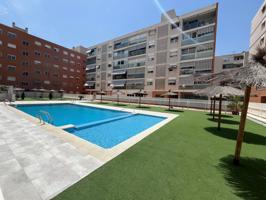 ¡¡OCASION VIVIENDA DE VPO EN URBANIZACIÓN JUNTO CENTRO COMERCIAL GRAN VÍA!! photo 0